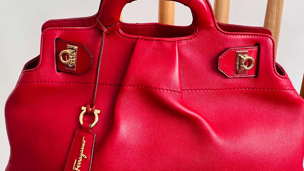Foto da Bolsa Wanda um dos acessórios Ferragamo na Semana do Cliente.