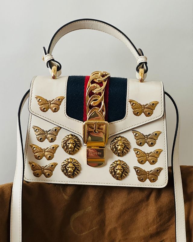 Bolsa Gucci Sylvie. Clique na imagem e confira mais modelos da marca!