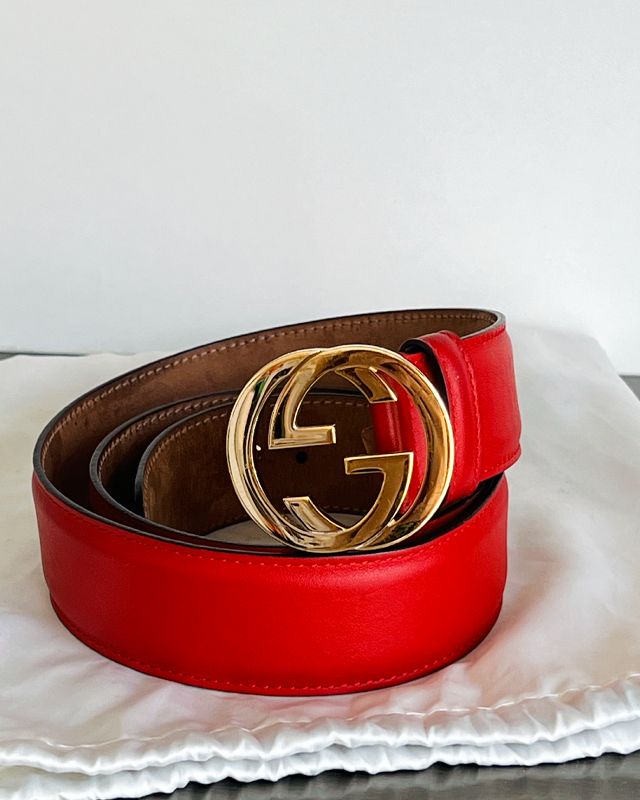 Cinto Gucci G Interlocking. Clique na imagem e confira mais modelos da marca!