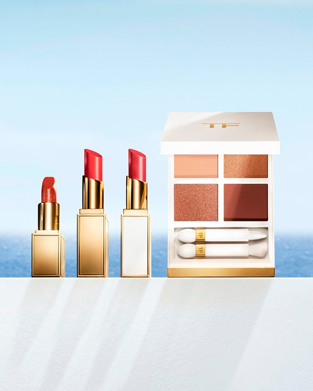 Foto de batons e pó compacto da marca Tom Ford.