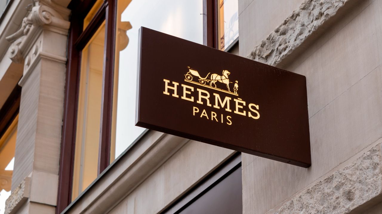 hermes-e-a-empresa-de-luxo-mais-valiosa-do-mundo-em-2025-150425