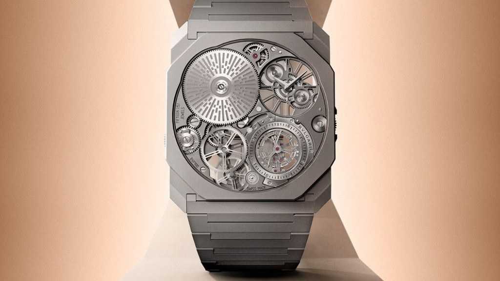 Foto do novo relógio bulgari Relógio Octo Finissimo Ultra Tourbillon o relógio mais fino do mundo.