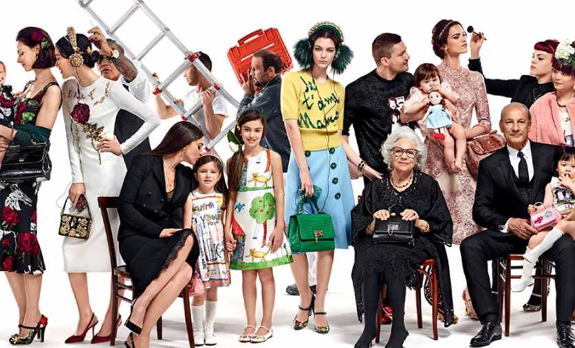 Foto de campanha da Dolce Gabbana com família italiana.