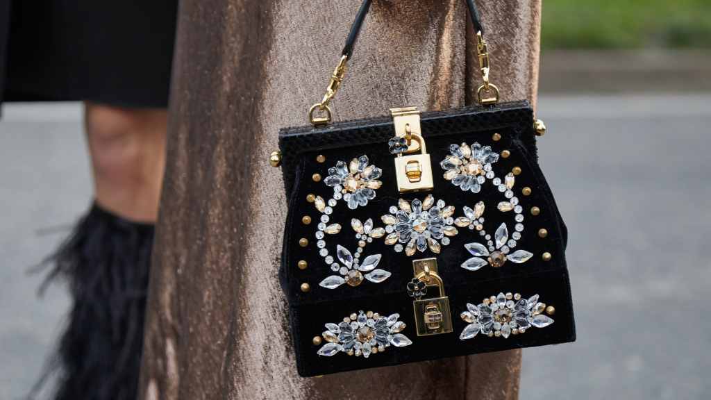 qual-e-o-pais-da-dolce-gabbana-como-a-origem-da-marca-influenciou-seu-estilo-150425