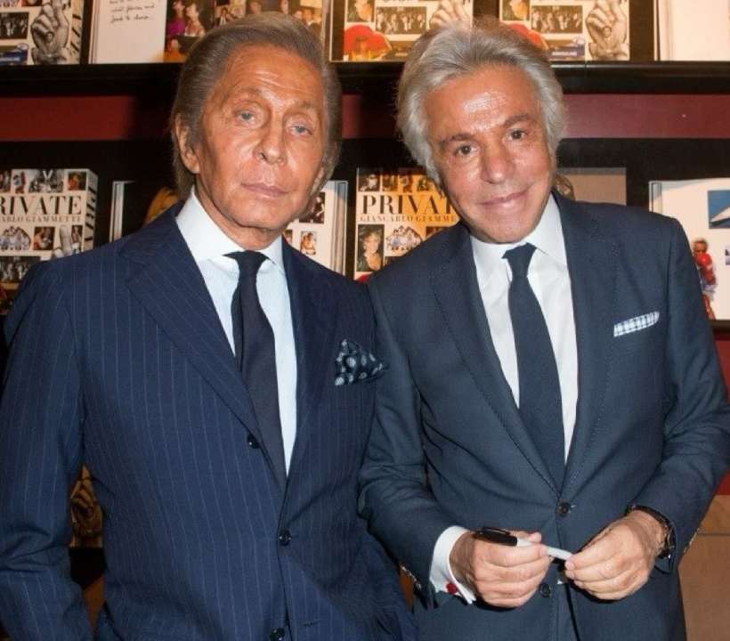 Valentino Garavani, estilista italiano fundador da maison Valentino 
em Roma em 1960, ao lado do sócio Giancarlo Giammetti