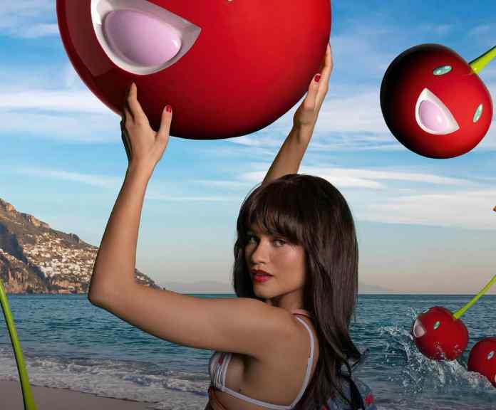 Foto da atriz Zendaya na Campanha da terceira e última edição da collab  Louis Vuitton X Takashi Murakami 2025.