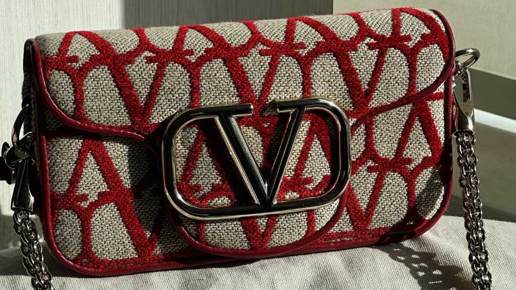 Foto de Bolsa Valentino presente de luxo dia dos namorados 2026.