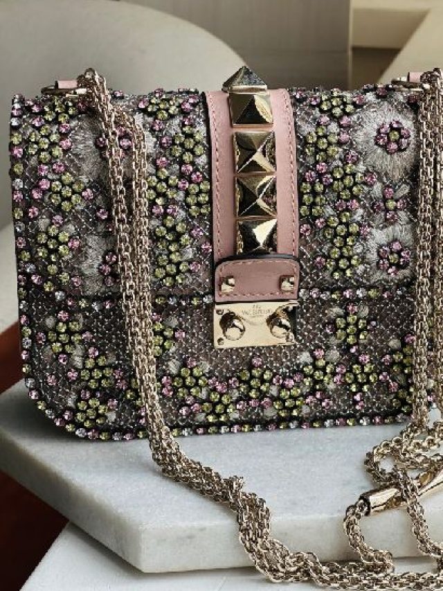 flam-lock-acessorios-valentino-as-principais-escolhas-das-editoras-de-moda-080925