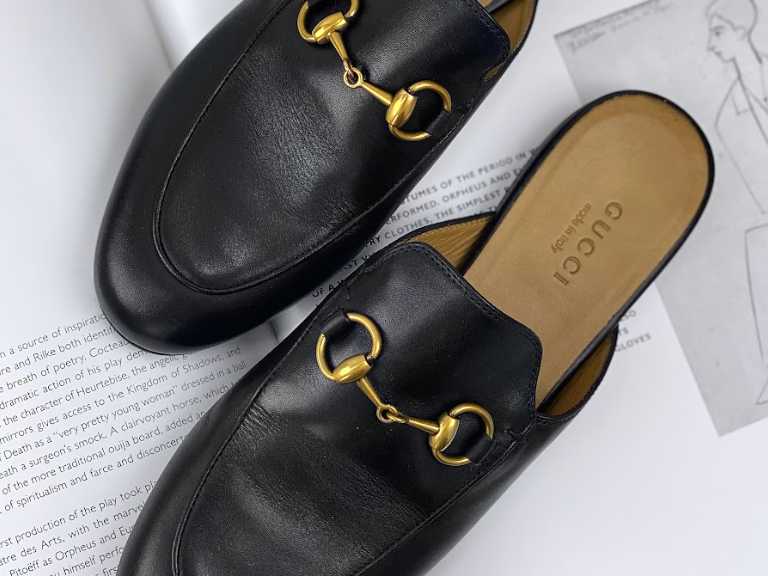 sapatos-femininos-queridinhos-das-top-marcas-italianas-mule-princetown-gucci-081225