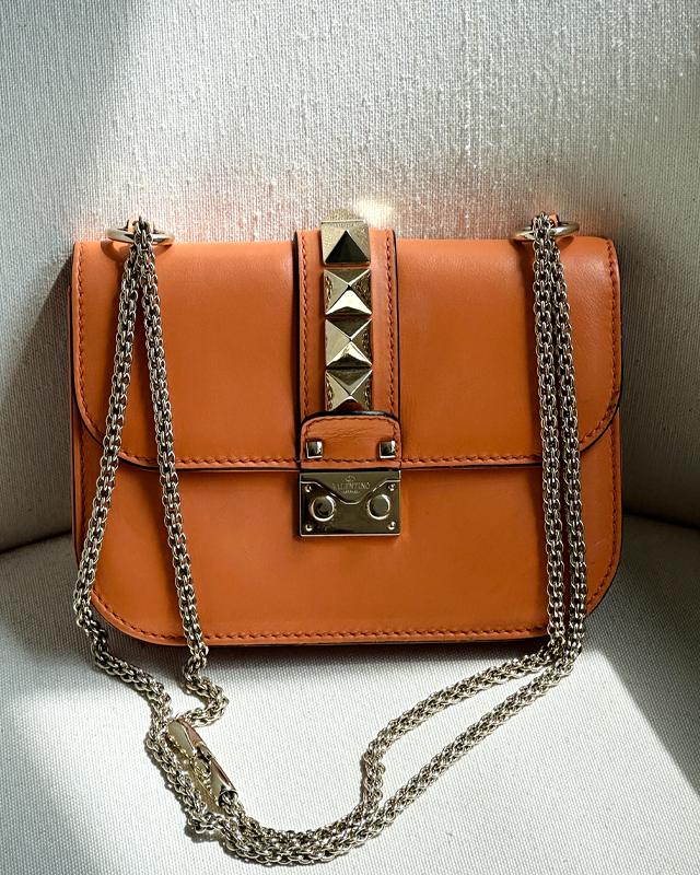 Bolsa Valentino Glam Lock. Clique na imagem e confira mais modelos da marca!