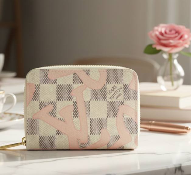 Foto de Carteira Feminina Louis Vuitton Tahitienne Damier Azur.