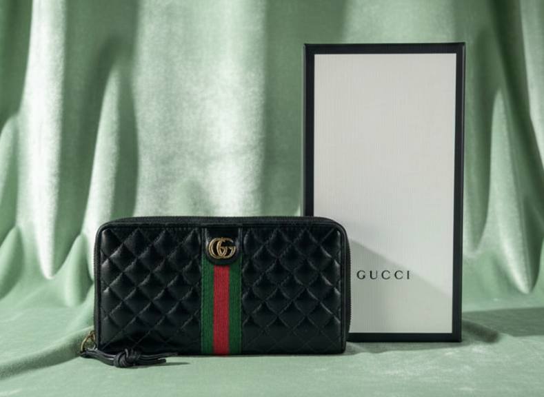 Foto de Carteira Gucci um dos presentes de luxo até R$2.000 na Xmas Sale.