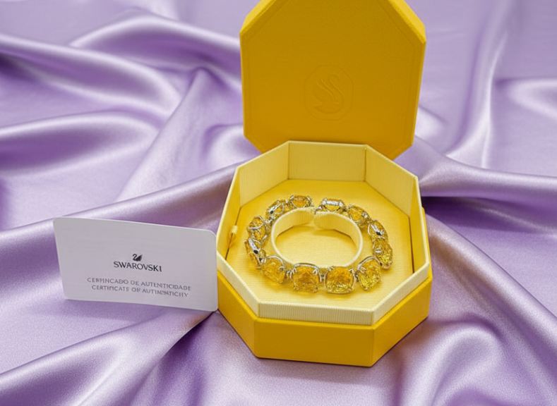 Foto de Pulseira Swarowisk um dos presentes de luxo até R$2.000 na Xmas Sale.
