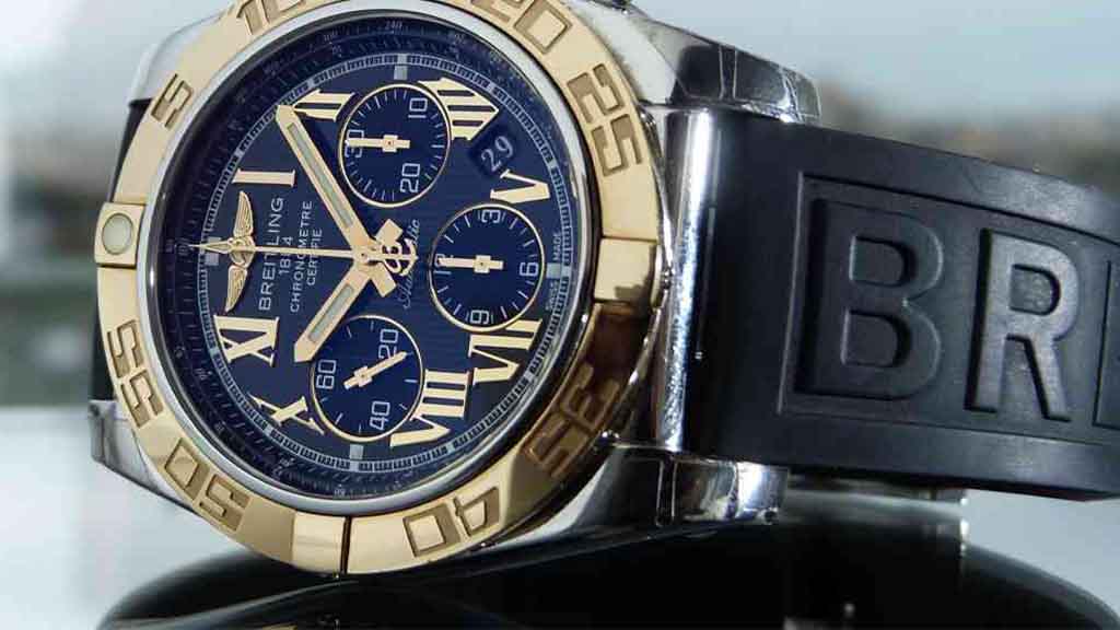Breitling retorna à Fórmula 1 como parceira oficial da Aston Martin e apresenta o Navitimer B01 Chronograph 43. Descubra os detalhes!