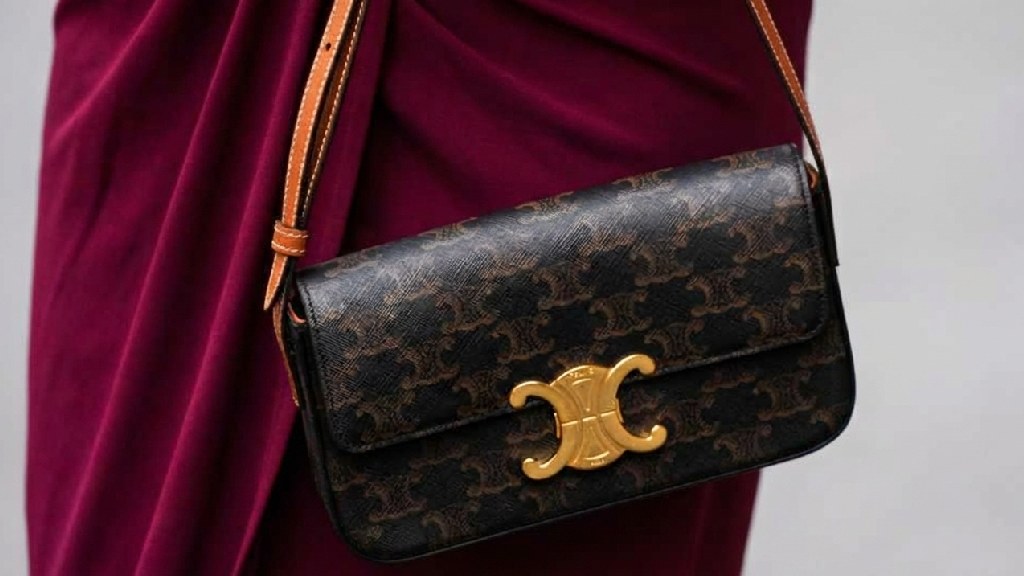 Presentes Celine para emocionar neste Valentine's Day: Bolsas Clássicas e Atemporais.