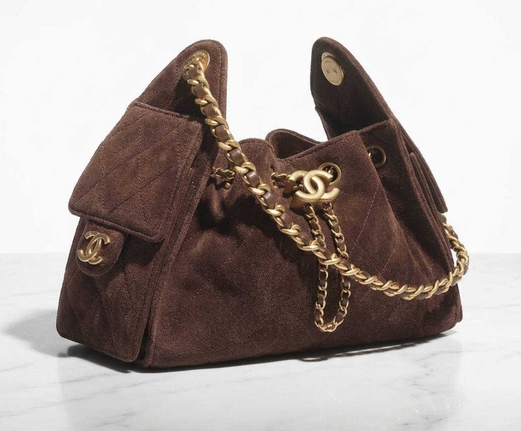 Chanel 25 Mini uma das it bags mais procuradas no mercado de resale.