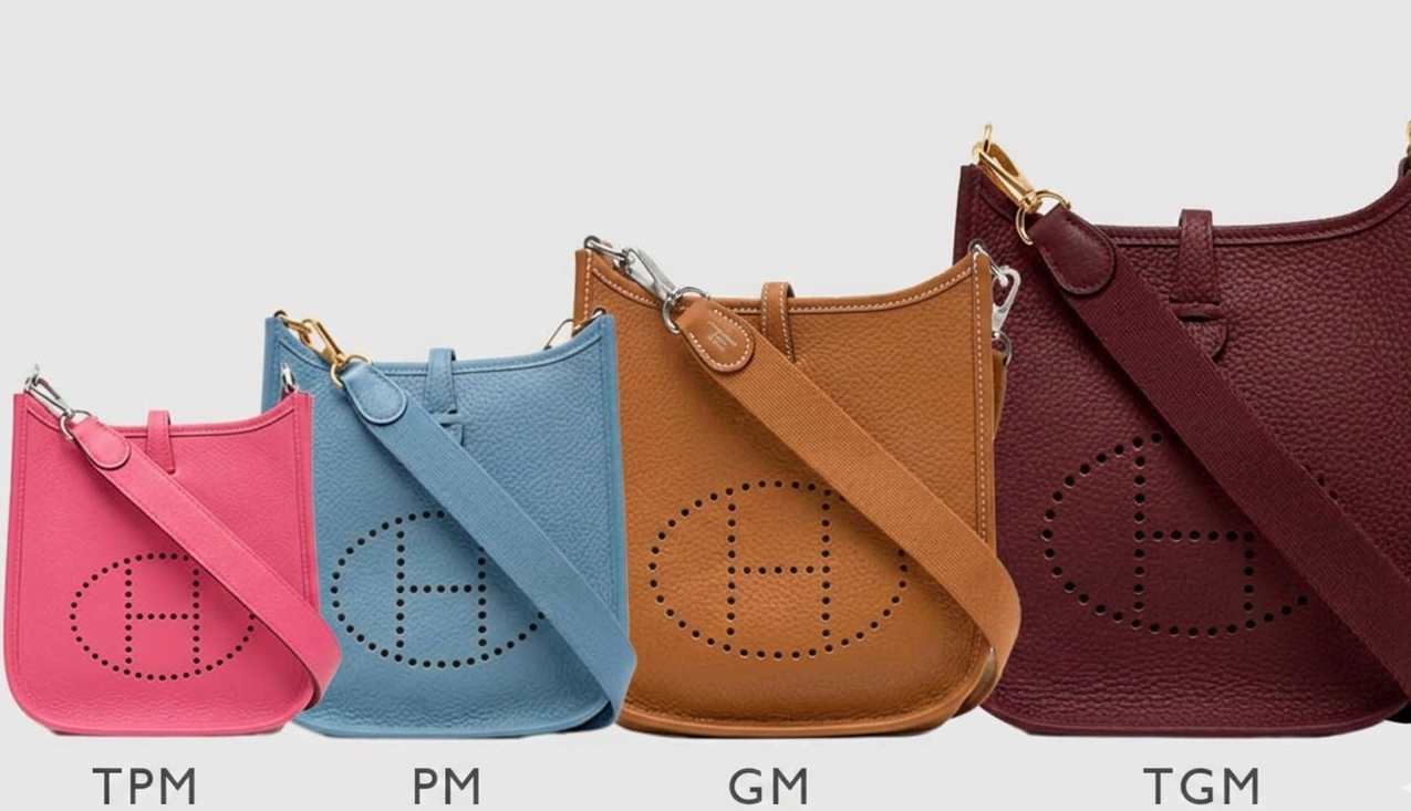 Imagem ilustrativa da diferença de tamanhos da bolsa evelyne da Hermès.