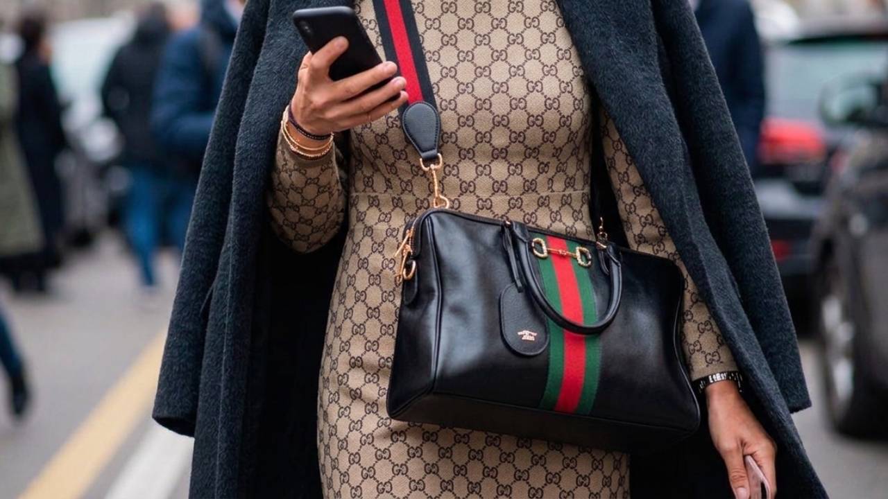 Ningning, do aespa, é anunciada como nova embaixadora global da Gucci. Veja por que a escolha reforça a estratégia da marca em 2026;
