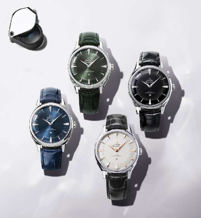 Foto de relógios omega em várias cores e pulseiras.