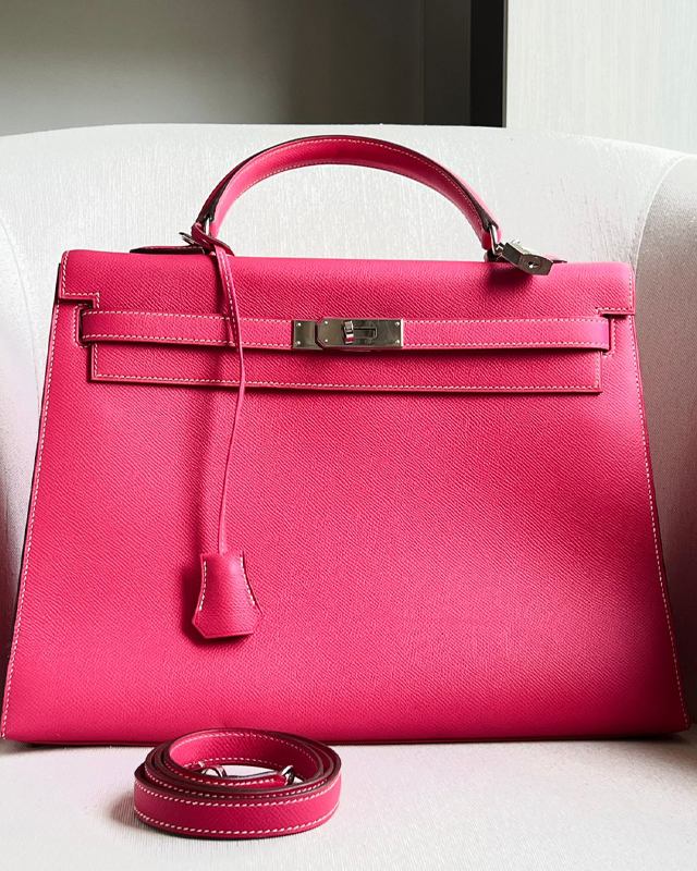 Bolsa Hermès Kelly. Clique na imagem e confira mais modelos da marca!