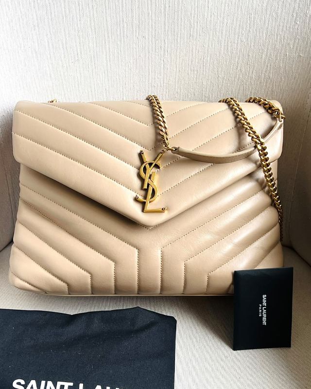 Bolsa Saint Laurent Loulou. Clique na imagem e confira mais modelos!