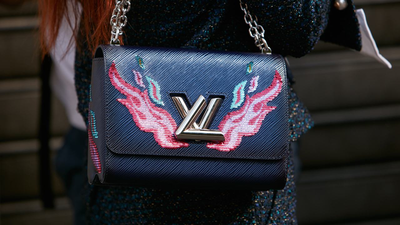 capa do post sobre bolsas louis vuitton para investir nos últimos dias da super sale dos namorados