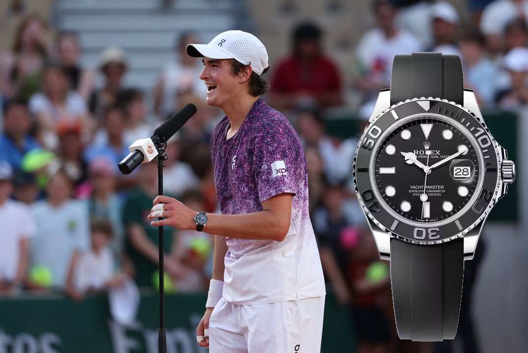 João Fonseca celebra vitória em Roland Garros 2026 com Rolex Yacht-Master 42 no pulso — maior conquista do tênis brasileiro em décadas