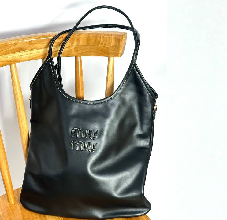 Bolsa Miu Miu Ivy um dos modelos de luxo da temporada 2026.