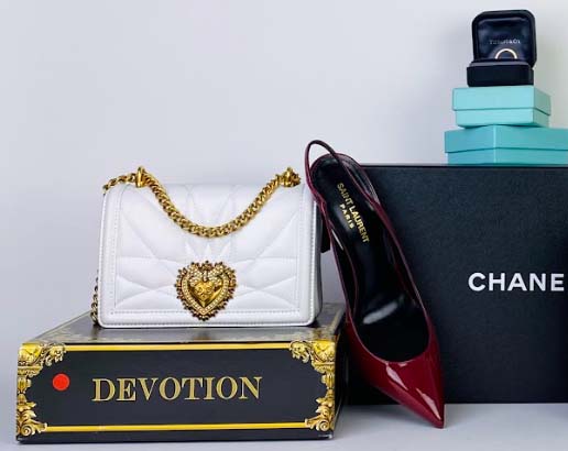 bolsa dolce & gabbana devotion branca seminova.