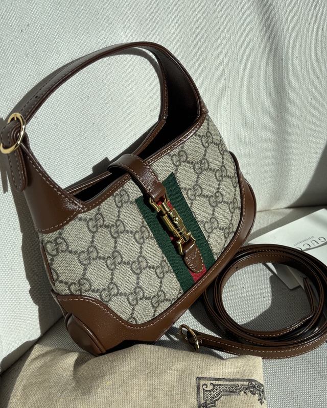 Bolsa Gucci Jackie. Clique na imagem e confira mais modelos da marca!