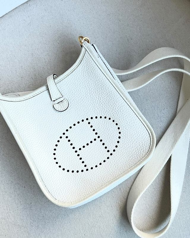 Bolsa Hermès Evelyne. Clique na imagem e confira mais modelos da marca!