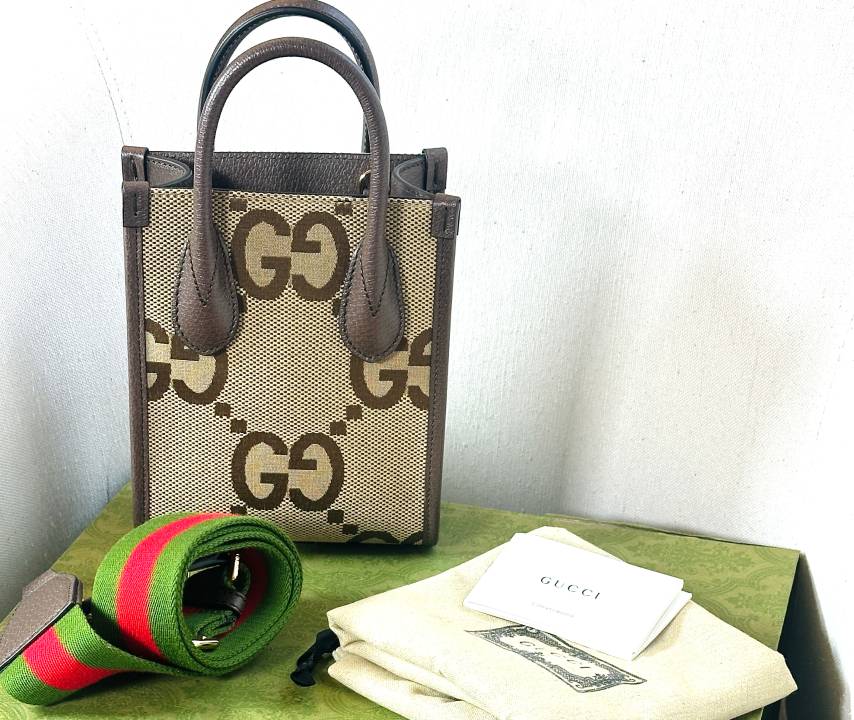 Bolsa Gucci segunda mão no mercado de moda circular de luxo.