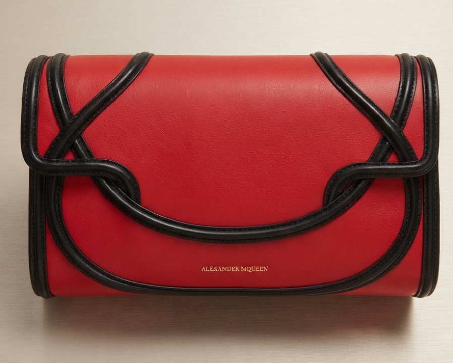 Foto de Clutch Alexander McQueen Flap Vermelha seminova original no Etiqueta Única.