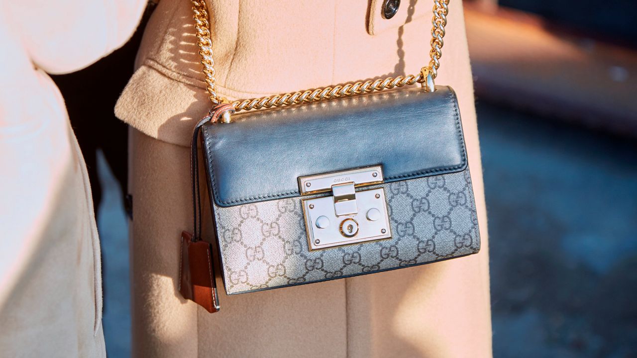Padock, uma das bolsas de luxo de entrada da Gucci,
