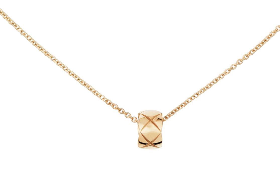 Foto de colar de ouro da Chanel linha Coco Crush.