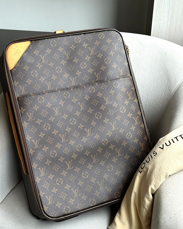Mala Louis Vuitton Pégase Lègére. Clique na imagem e confira mais modelos!